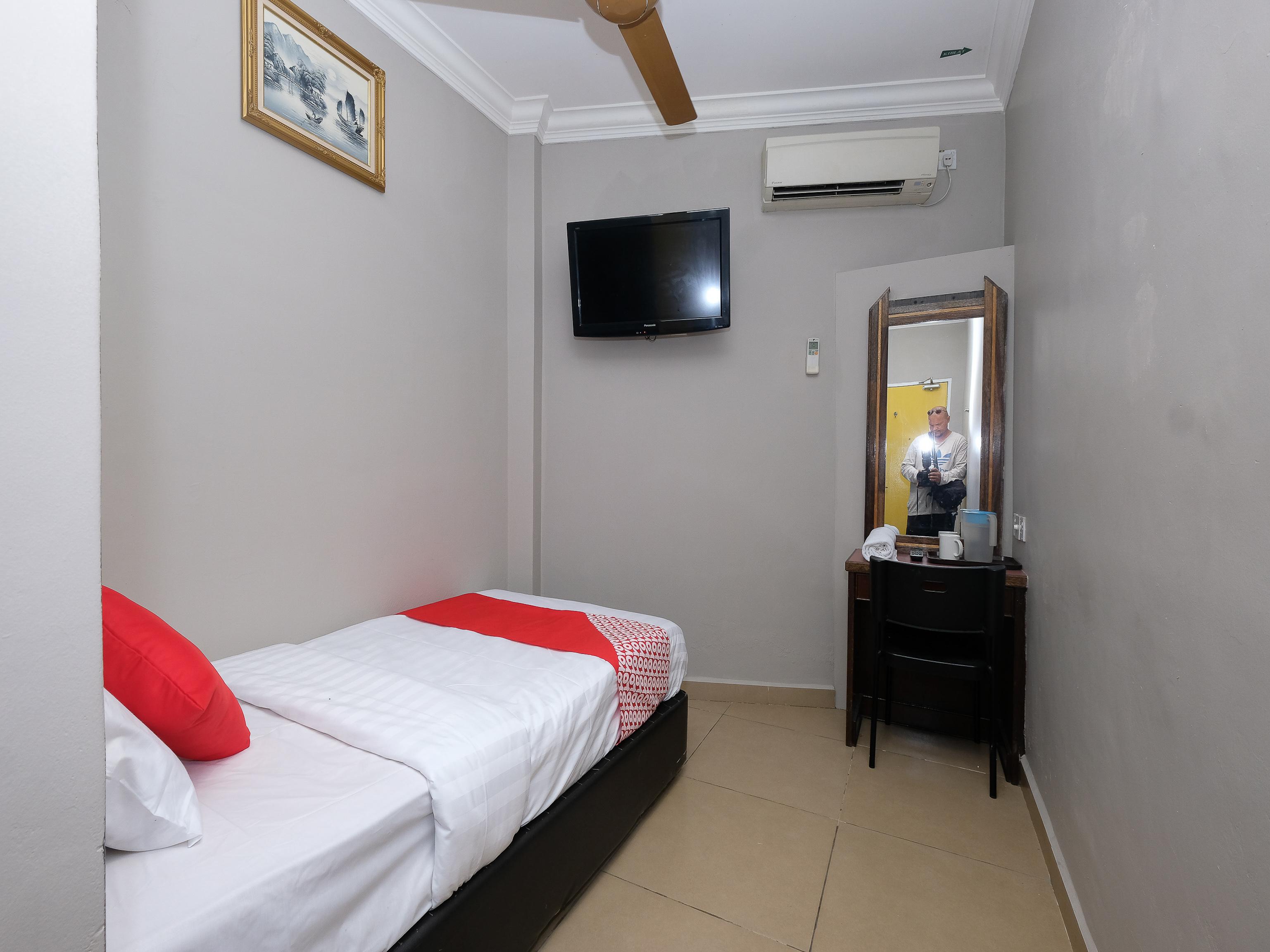 Oyo 1190 Nice Stay Hotel Raub Exterior photo