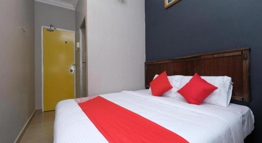 Oyo 1190 Nice Stay Hotel Raub Exterior photo