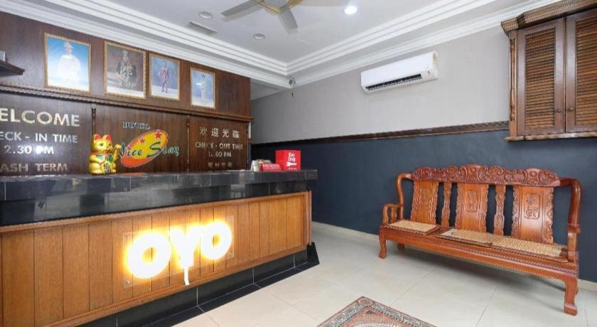 Oyo 1190 Nice Stay Hotel Raub Exterior photo