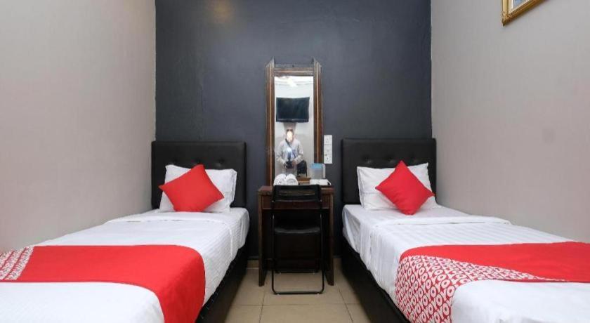 Oyo 1190 Nice Stay Hotel Raub Exterior photo
